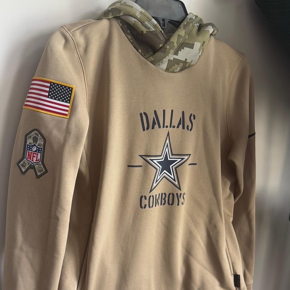 NFL Dallas Cowboys Tan Jacket - Picture 2 of 7